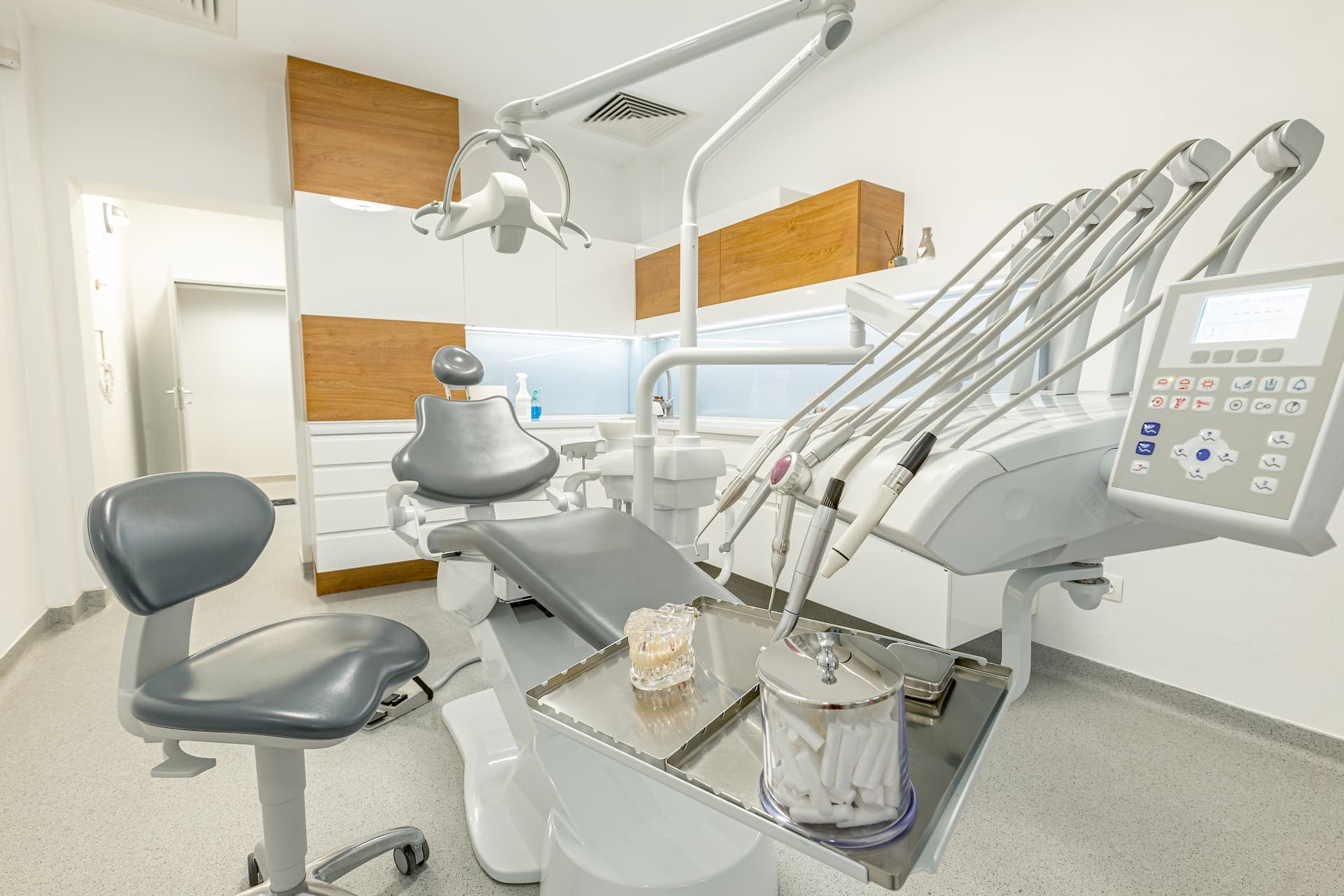 Instalaciones clínica dental Modest Revert 5